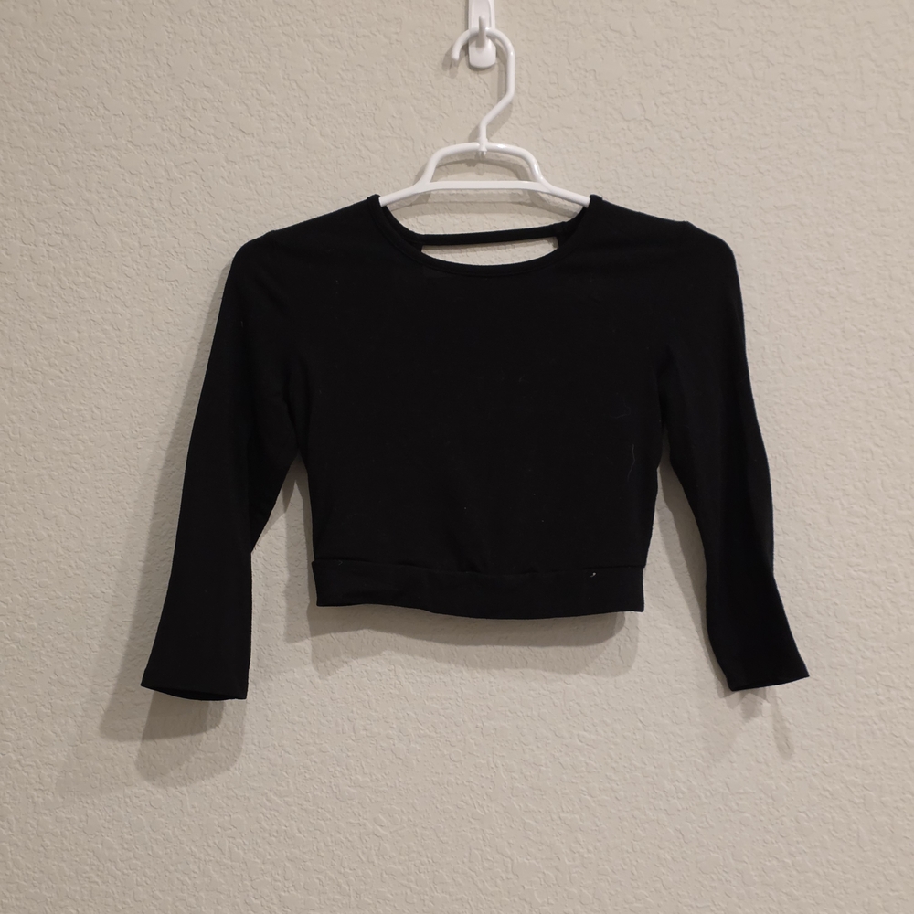 Black Long-Sleeve Cropped Top